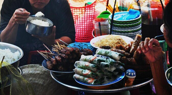 Discover Market By Cyclo Without Tour Guide By DGT - Key Points