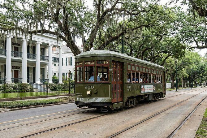 Discover New Orleans: A Self-Guided Tour - The Historic Streetcar on St. Charles Avenue