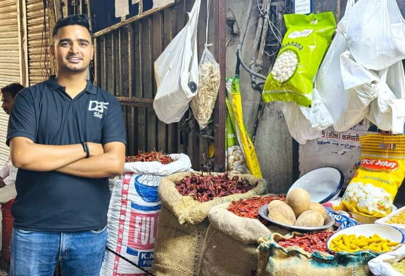 Discover Old & New Delhi: Private Tour with Street Food - Key Points