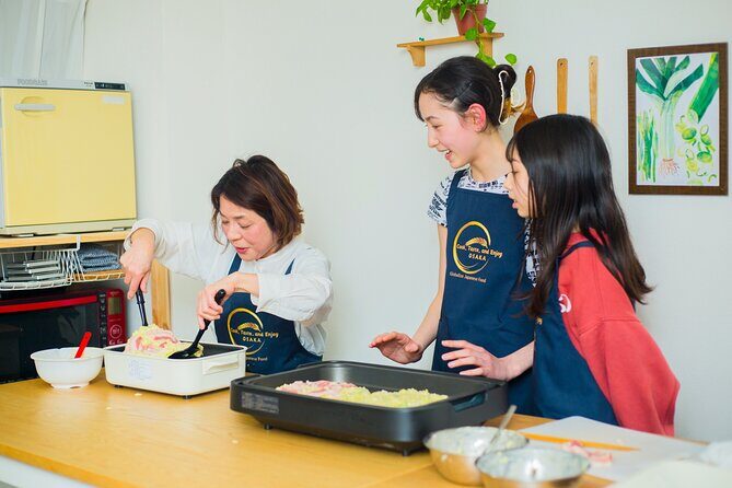 Discover Osaka Cuisine through Cooking Class Experience - A Close Look at the Experience