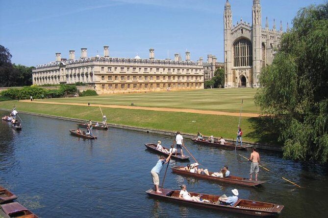 Discover Oxford and Cambridge with Guide from London by Coach - A Deep Dive into the Tour Experience