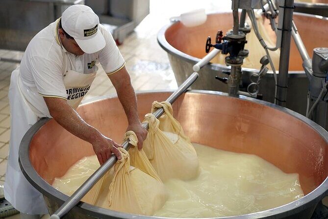 Discover Parmas Flavors: Parmigiano & Prosciutto Food Tour - Key Points
