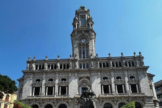 Discover Porto with an Official Guide: A Tour of Iconic Landmarks - Frequently Asked Questions
