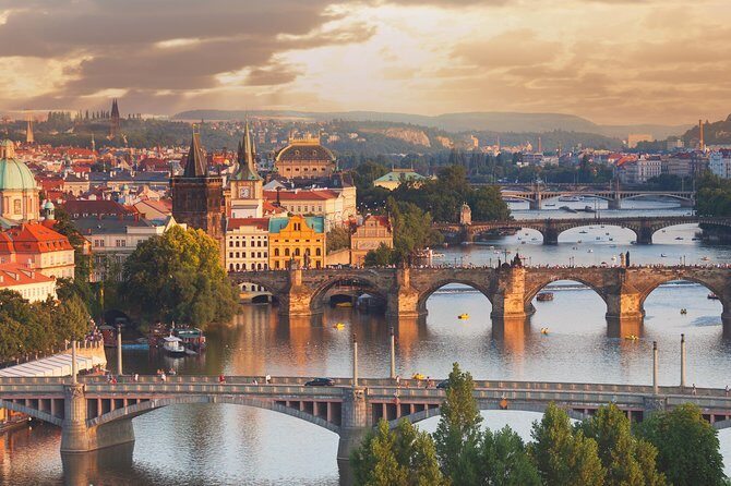Discover Prague Private Tour - 3 hours - A Deep Dive into the Experience