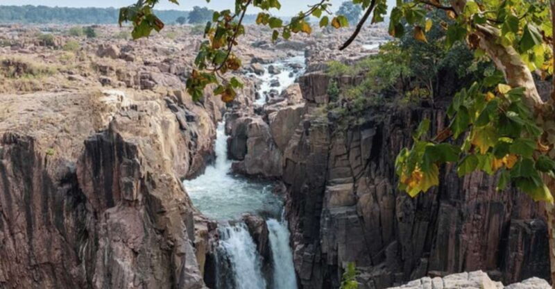 Discover Raneh Fall from Khajuraho Guided Half day Car tour - Detailed Breakdown of the Tour Experience