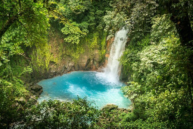 Discover Rio Celeste Labyrinth, Sloth Sanctuary & River Swim - Who Will Love This Tour?
