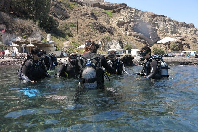 Discover Scuba Diving in the Caldera of the Volcano in Santorini - Who Will Love This Experience?