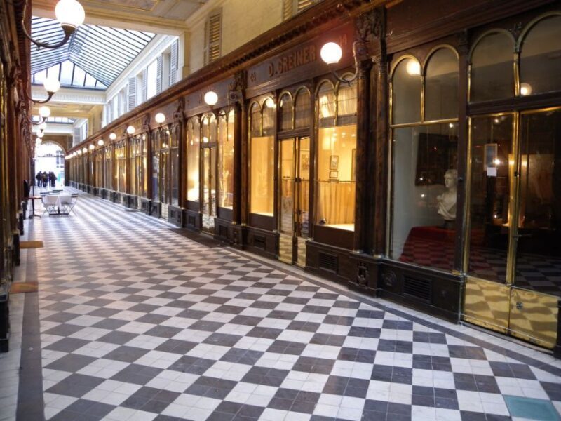 Discover Secret Passages in Paris - A Closer Look at the Tour Experience