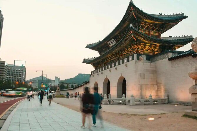 Discover Seoul: Local Life and History - An In-Depth Look at the Discover Seoul Tour
