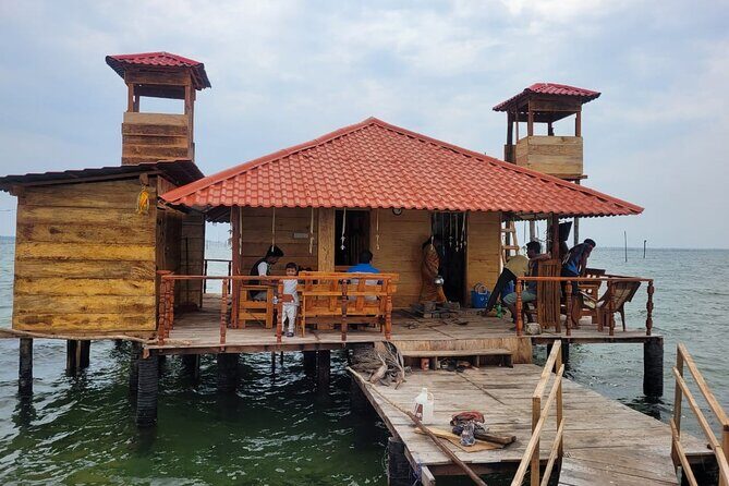 Discover Sri Lankas Unique Marine Farming Culture - Unlocking Sri Lanka’s Marine Farming Culture: A Hands-On Experience in Jaffna