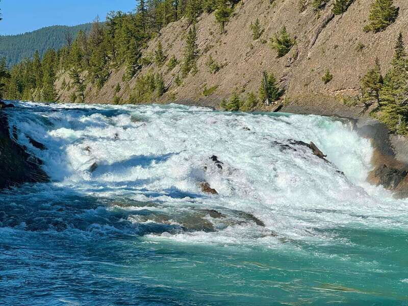 Discover the Best of Banff: Lakes, Mountains, Gondola Ride - An In-Depth Look at the Banff Tour Experience