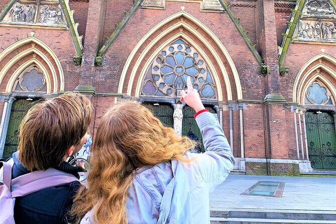 Discover the best spots in Rotterdam with Outside Escape - A Detailed Look at the Rotterdam Outside Escape Tour