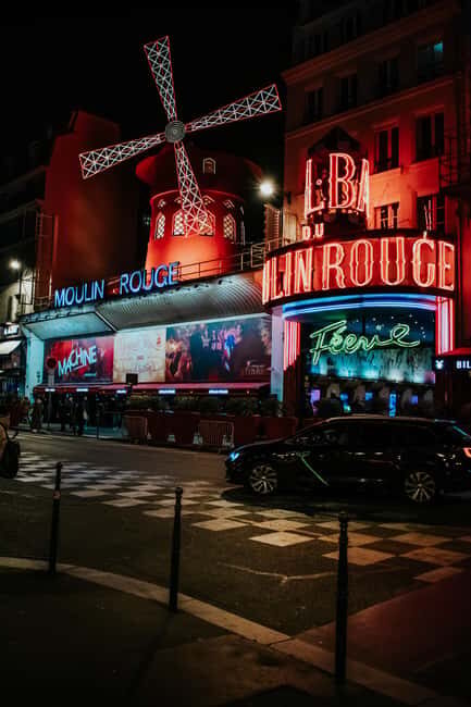 Discover the bohemian Montmartre with a Parisian - Discover the Bohemian Spirit of Montmartre with a Parisian Guide