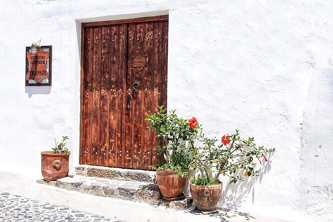 Discover the Cultural Heart of Santorini with Alexandros - Key Points