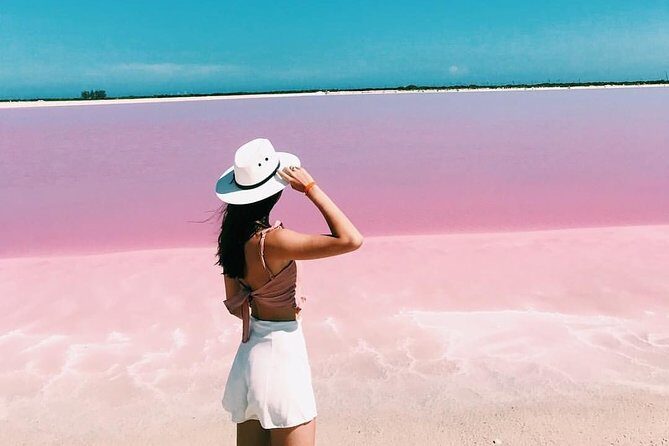 Discover the FABULOUS PINK WATERS in the Caribean - Key Points
