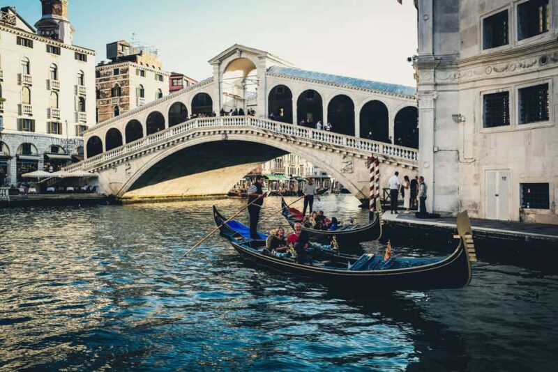 Discover the Hidden Gems of Venice: Guided Walking Tour - A Deeper Look into the Experience