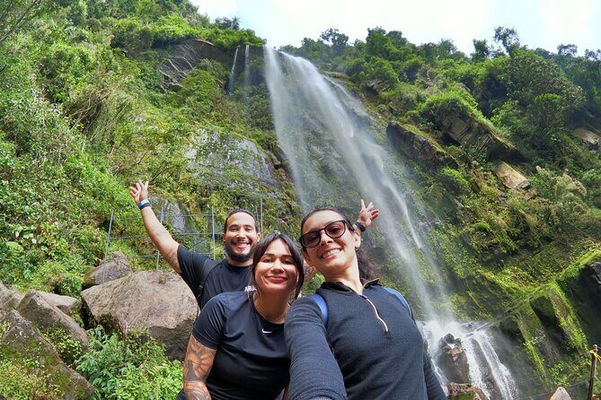 Discover the highest waterfall in Colombia "La Chorrera" - Key Points