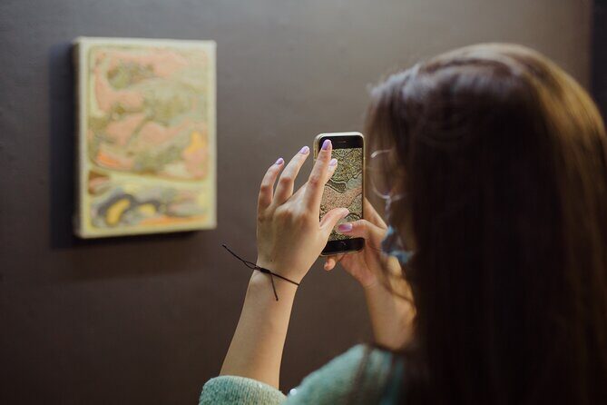 Discover the local art scene with ArtCrawl - A thorough look at the ArtCrawl experience
