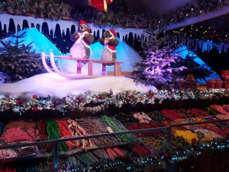 Discover the magic of Christmas in Brussels with a local guide - St Catherines Square: Food Tasting