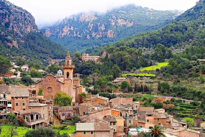 Discover the major cultural attractions of Palma De Mallorca on a Private Tour - Frequently Asked Questions