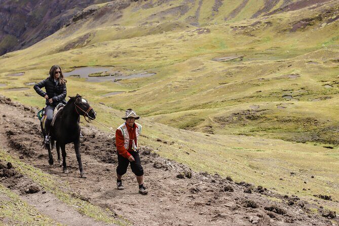 Discover the Rainbow Mountain on horseback + meals - Private - An In-Depth Look at the Rainbow Mountain Tour