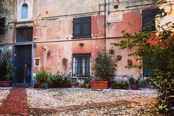 Discover the secrets of Genoa with a storyteller! - Final words
