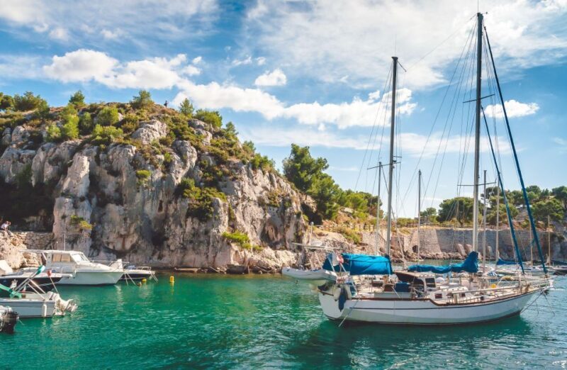 Discover the village of Luberon from Aix en Provence - Authentic Experiences and Stunning Views