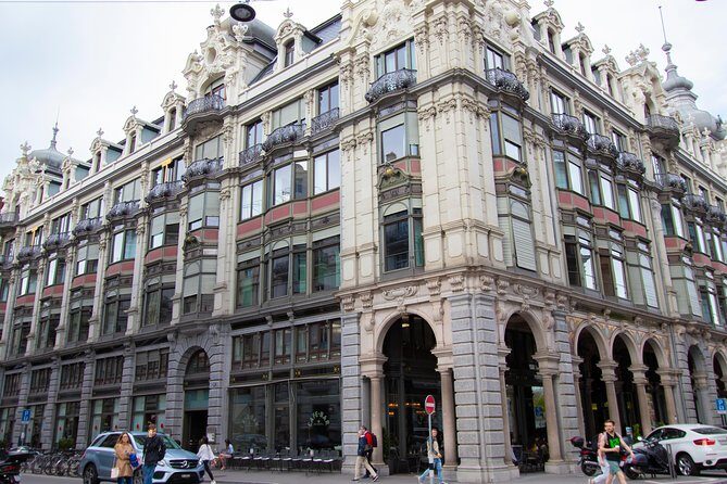 Discover the Zurich Banking Scene with a Local - Who Will Love This Tour?