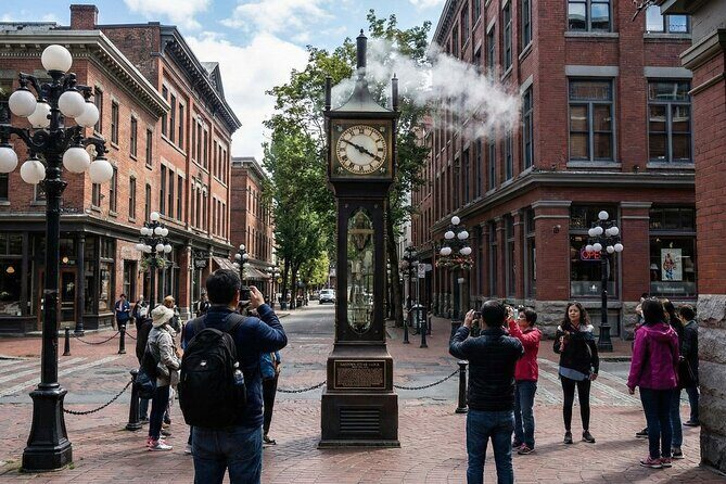 Discover Vancouver A Guided Tour - Summary