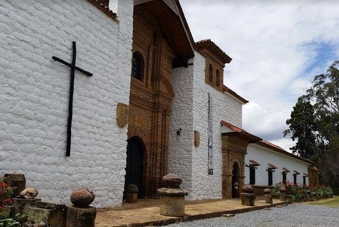 Discover Villa de Leyva, a colonial and historic town and enjoy the vineyard. - Who Will Love This Tour?