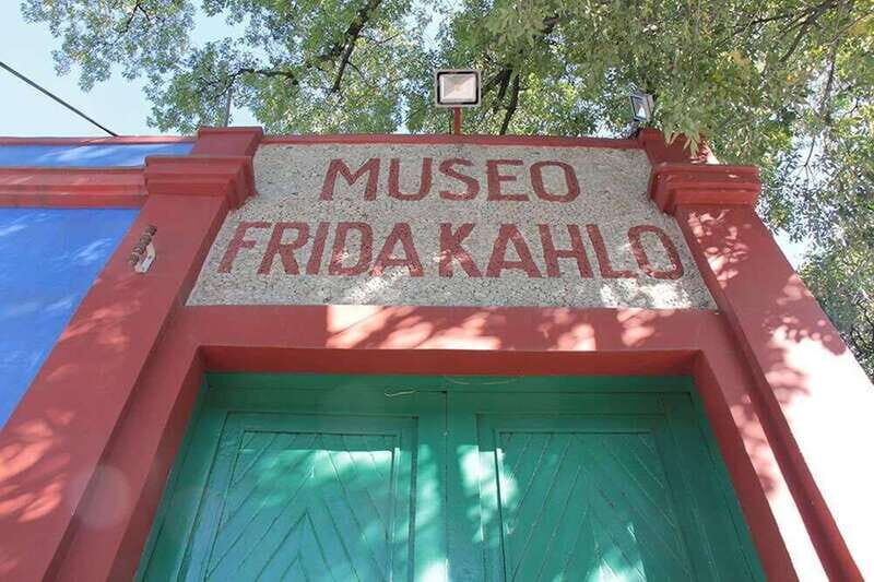 Discover Xochimilco and Coyoacán: Tradition, Music, Culture - Key Points