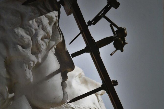 Discover your talent in sculpture, in a country where golden section was born. - Key Points