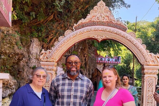 Discovering Dehradun: A Full Day Guided Tour - Key Points