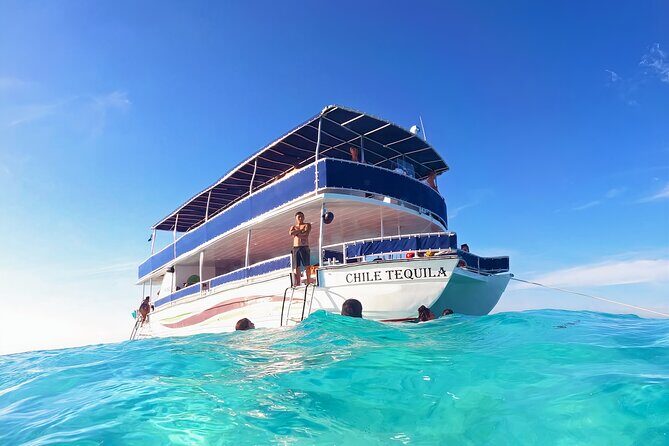 Discovering El Cielo Reef by Double Decker Catamaran - Discovering El Cielo Reef by Double Decker Catamaran: An In-Depth Review