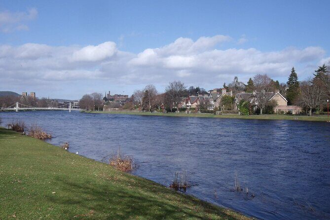 Discovering Inverness: A Self-Guided Audio Tour of the Capital of the Highlands - Exploring the Heart of Inverness