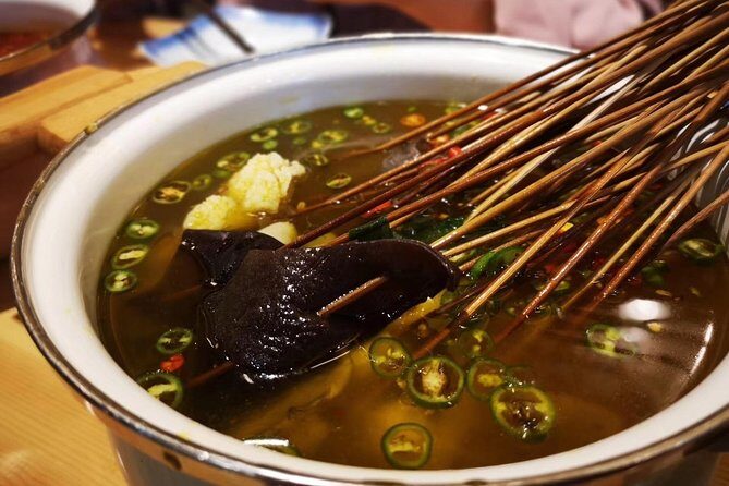 Discovery more Chengdu evening food tour with locals - An In-Depth Look at the Chengdu Evening Food Tour