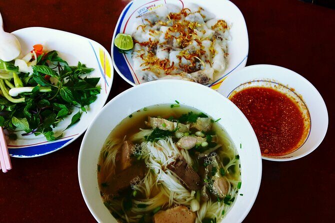 Discovery more Guangzhou evening foodie tour with locals - The Sum Up