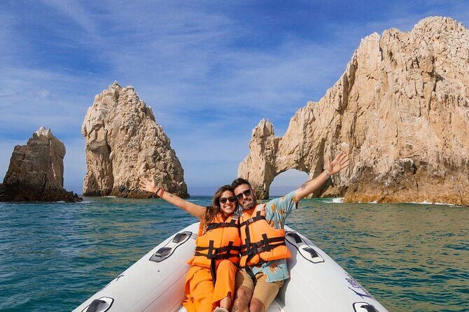 Discovery Tour of Cabo Arch and City Tour - Key Points