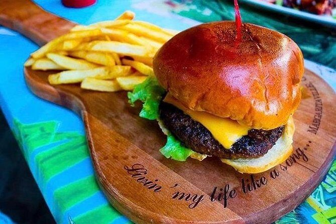 Doctor's Cave Beach, Jimmy Buffett 's Margaritaville and Shopping - Key Points