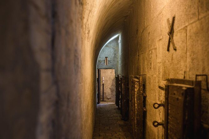 Doge's Palace: Priority Ticket, GuideBook & Optional Bell Tower - Frequently Asked Questions