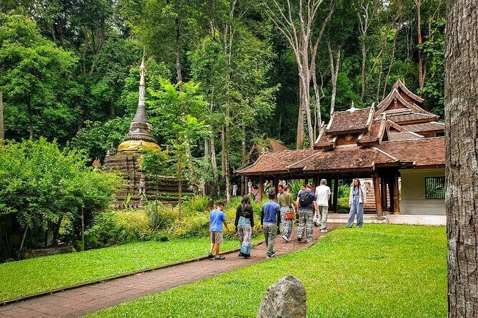 Doi Suthep Temple, Wat Pha Lat, Hmong Village Tour (Comfort Van) - The Itinerary in Detail