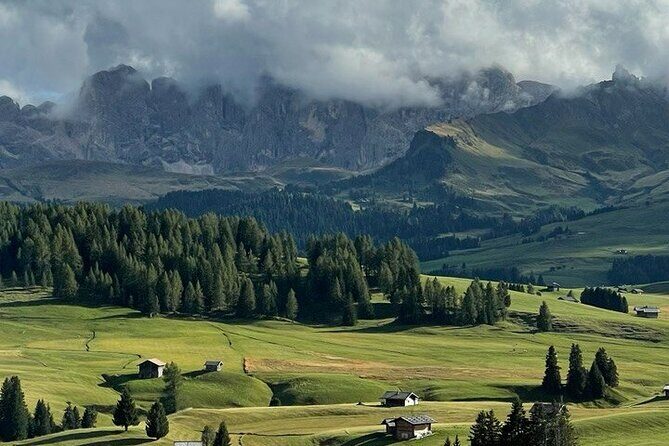 Dolomites Private Tour from Innsbruck: "Taste" of other Italy. - Seasonal Variations and Planning