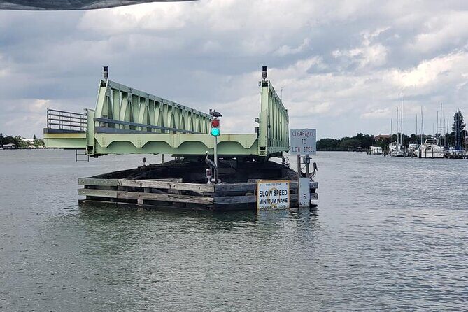 Dolphin and Manatee River Cruise Melbourne, Fl. Tour Time 1030 - Who Should Consider This Tour?