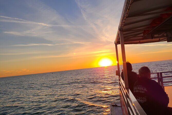 Dolphin Sunset Cruise with Drinks Included - Key Points