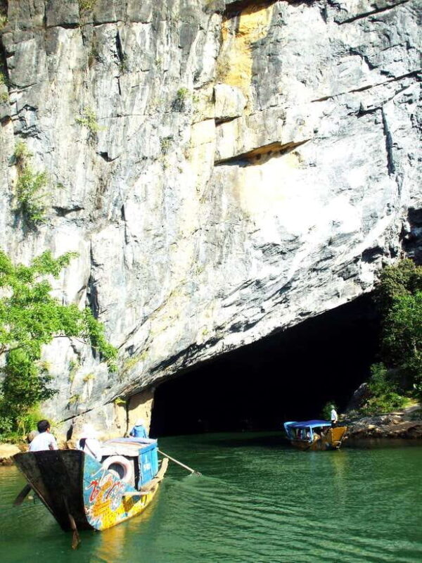 Dong Hoi/Phong Nha: Paradise Cave - Phong Nha Cave Tour - Who Will Love This Experience?