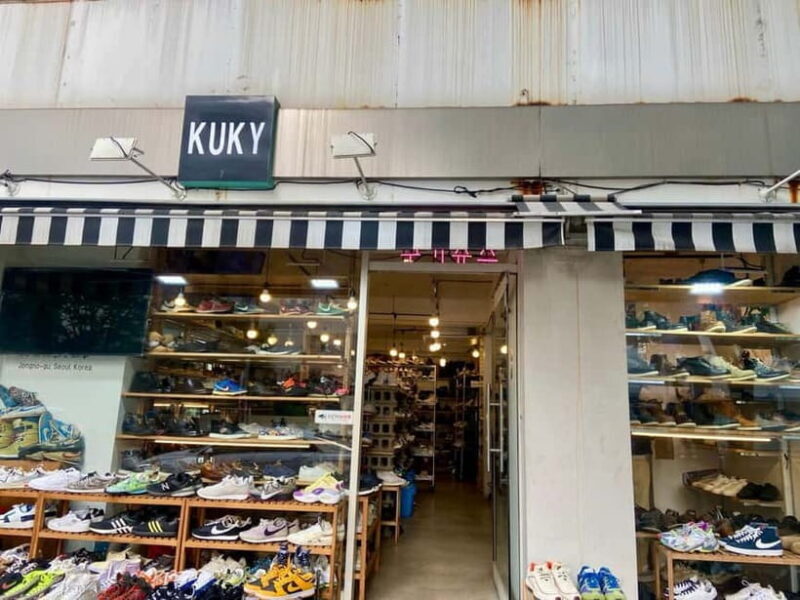 Dongmyo Flea Market Vintage Vibes Local Guided Tour - Authentic, Affordable, and Fun: Who Will Love This Tour?