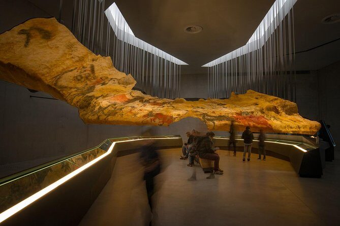 Dordogne Day Tour : Prehistory and The Art of the Caves from Sarlat - Frequently Asked Questions
