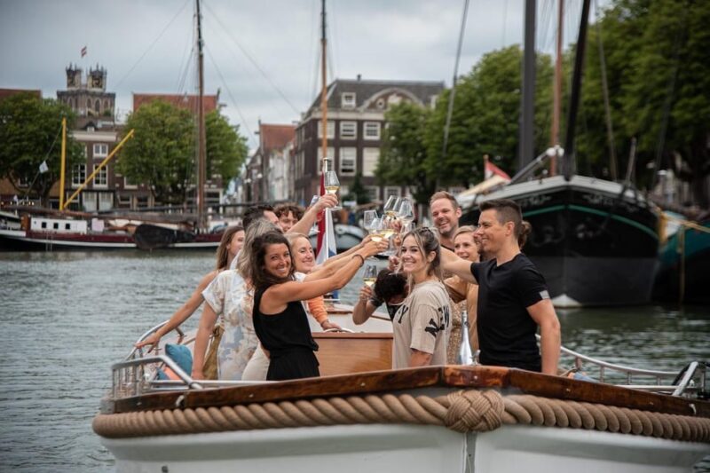 Dordrecht: City Canal Cruise - FAQ