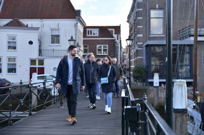 Dordrecht: City Walking Tour with Boat Ride - Key Points