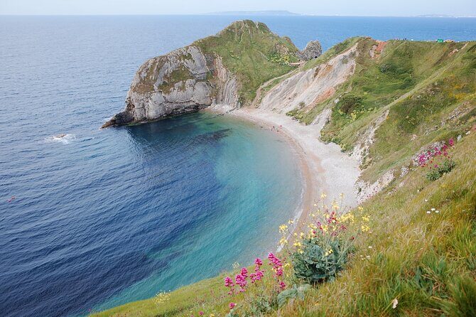 Dorset Tour App, Hidden Gems Game and Big Britain Quiz (7 Day Pass) UK - Exploring Dorset with the App-Based Self-Guided Tour